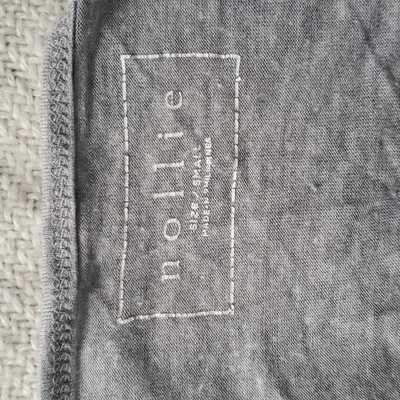 Grey Tank - Picture 3 of 5